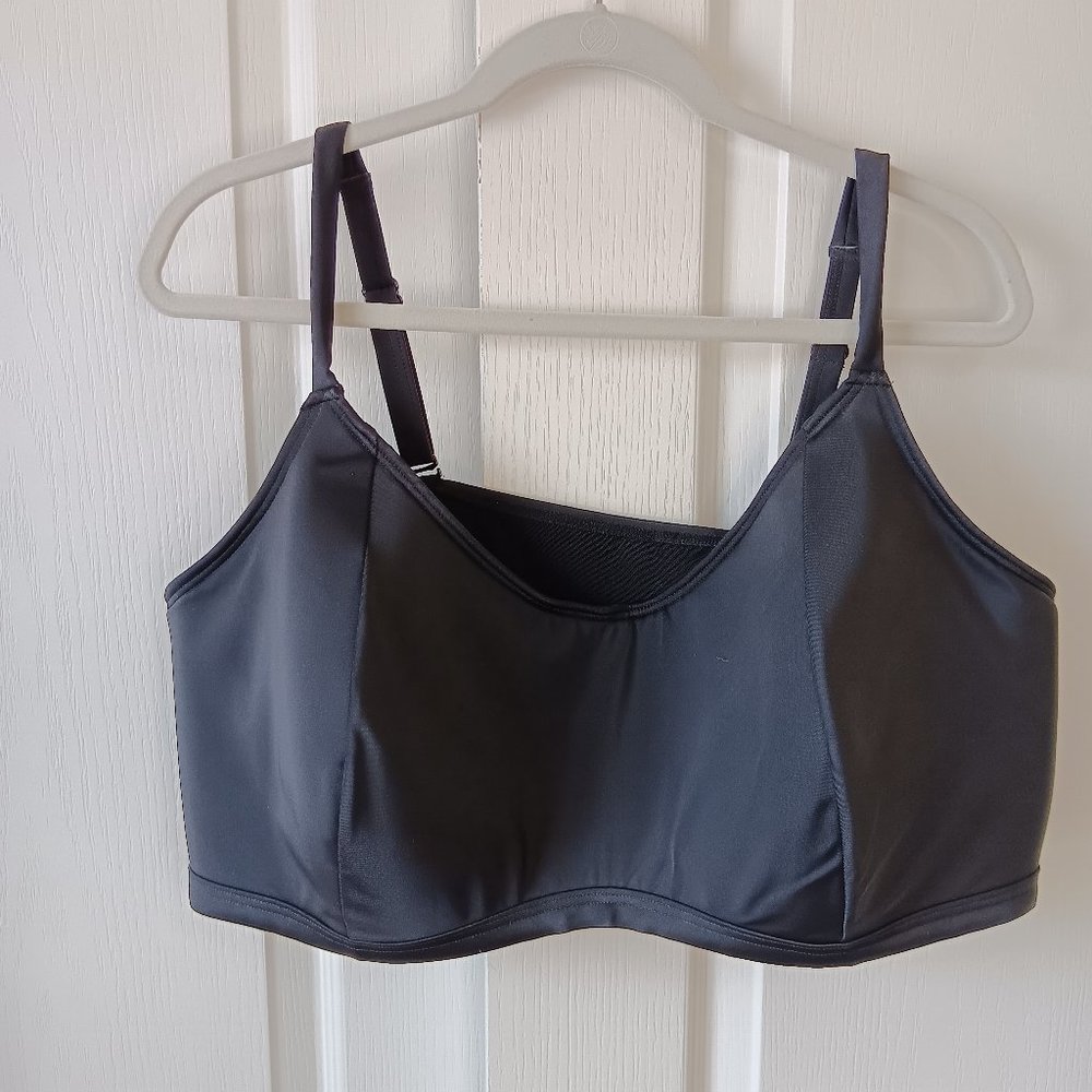 Cacique Women's Plus Black No-Wire Scoop Neck Swim Top Size 28